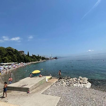 Apartman Leona 4*, Kantrida Rijeka Buitenkant foto