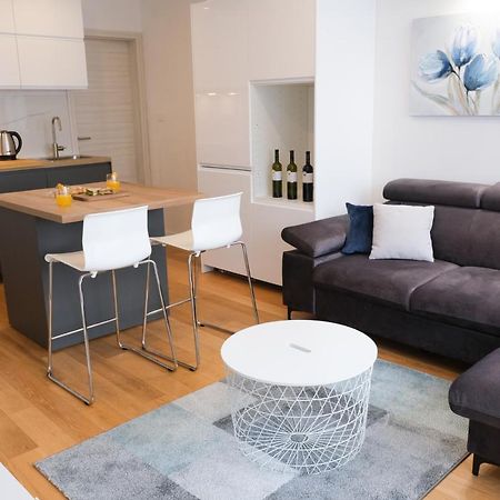 Apartman Leona 4*, Kantrida Rijeka Buitenkant foto