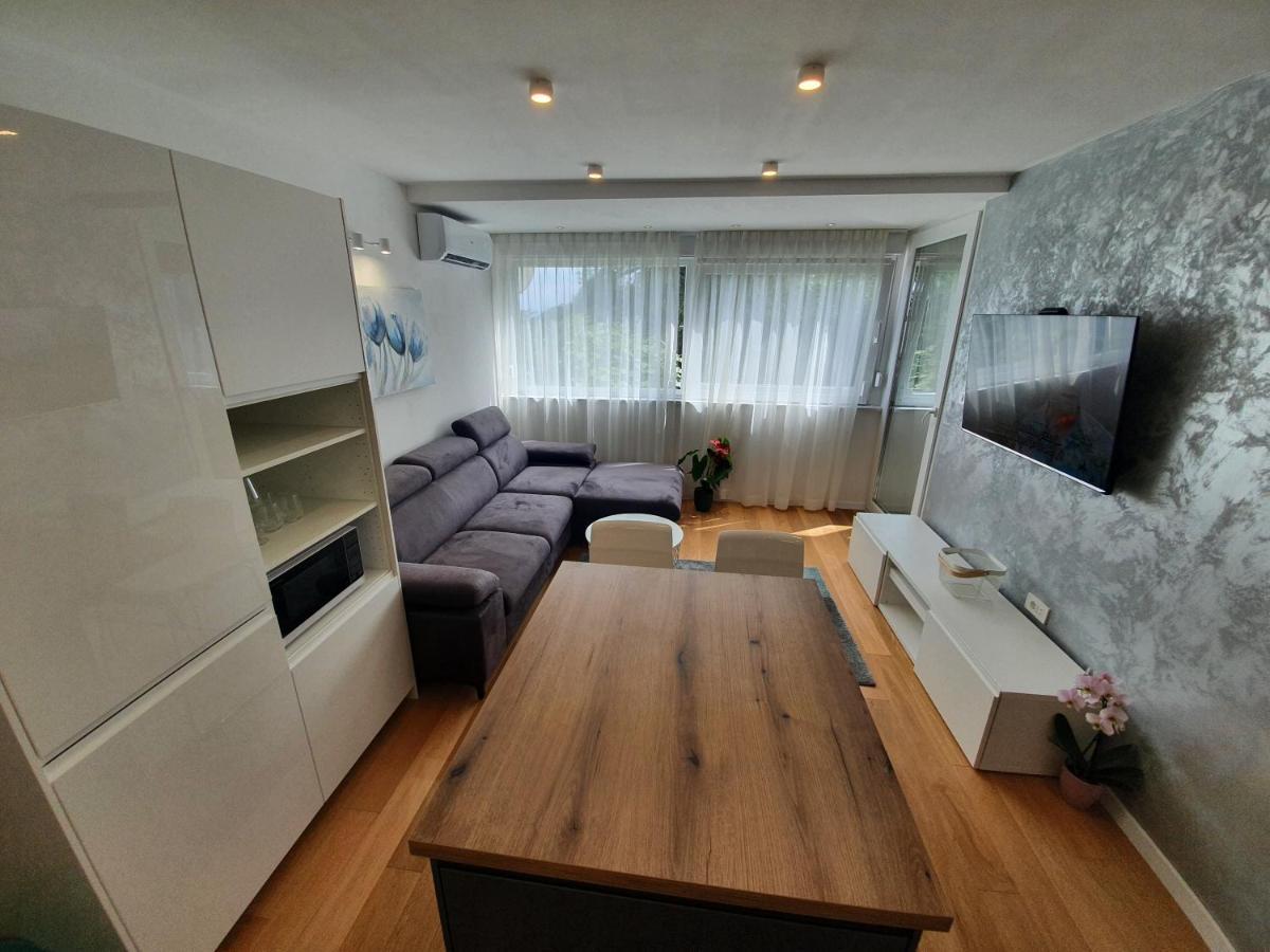 Apartman Leona 4*, Kantrida Rijeka Buitenkant foto