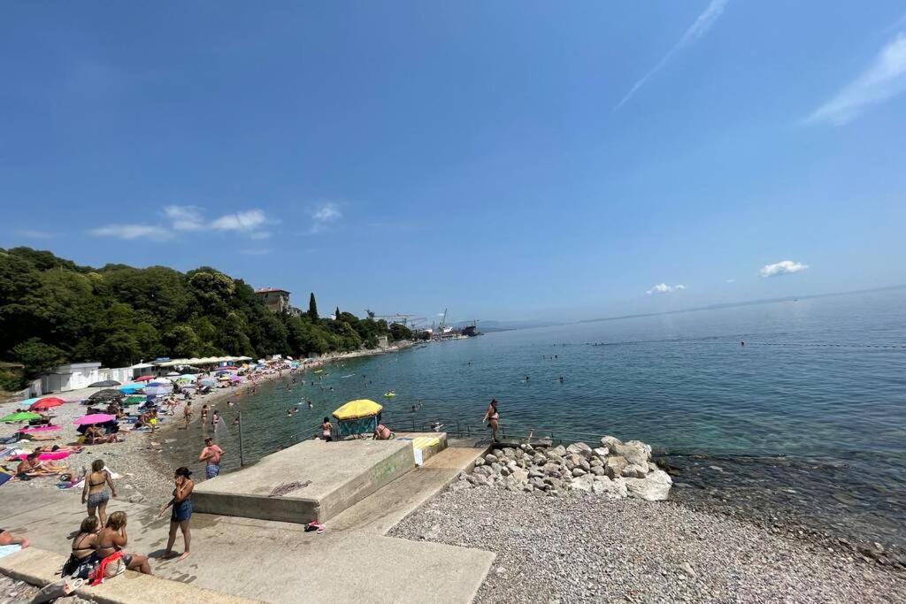 Apartman Leona 4*, Kantrida Rijeka Buitenkant foto