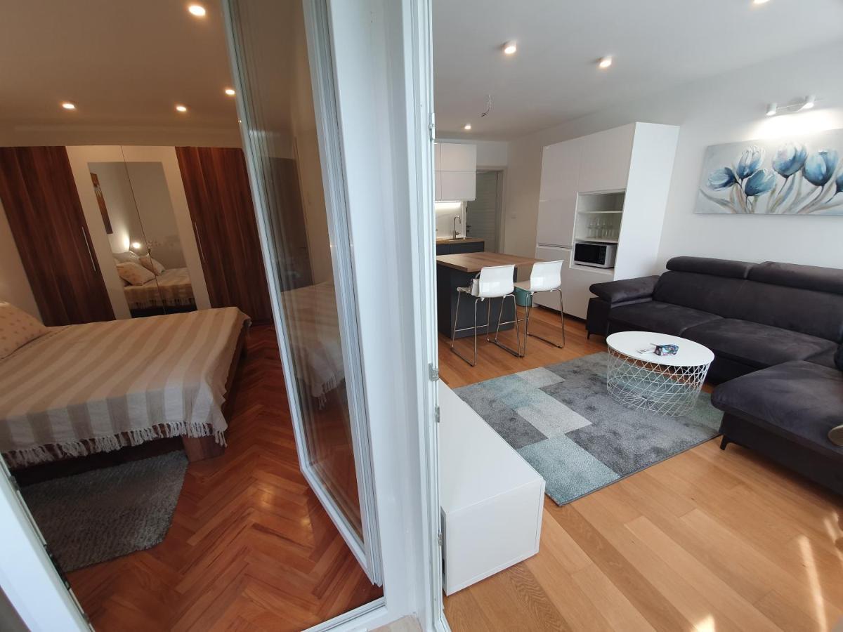 Apartman Leona 4*, Kantrida Rijeka Buitenkant foto